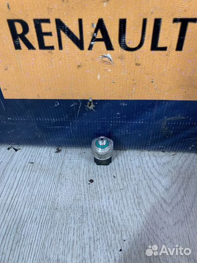 Датчик кондиционера хладагента Renault megane 3