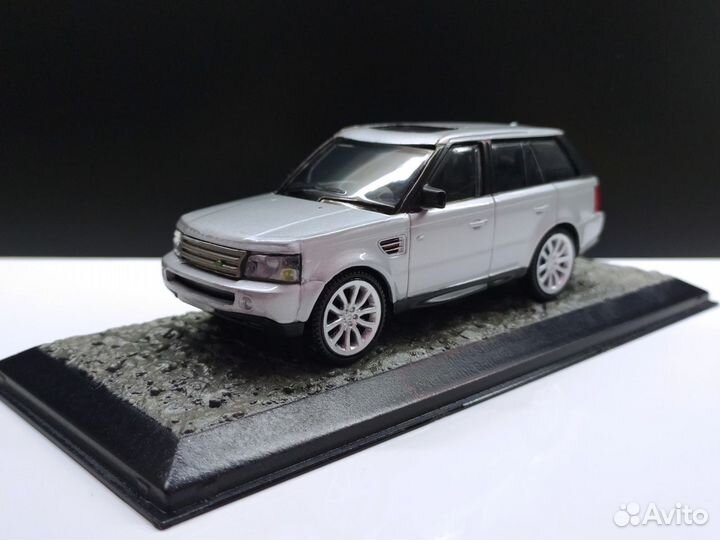 1:43 Range Rover Sport