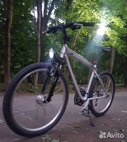 Велосипед BMW