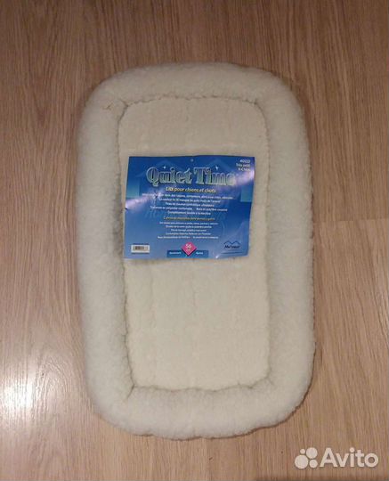 Лежанка для животных MidWest меховая белая 56х33