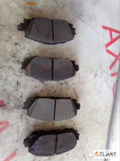 Тормозные колодки передний toyota prius