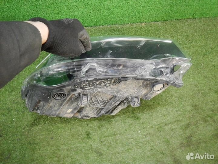 Фара правая BMW 3-Series Gran Turismo