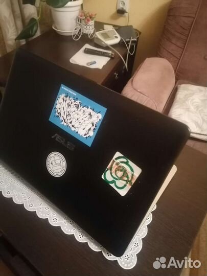 Ноутбук asus