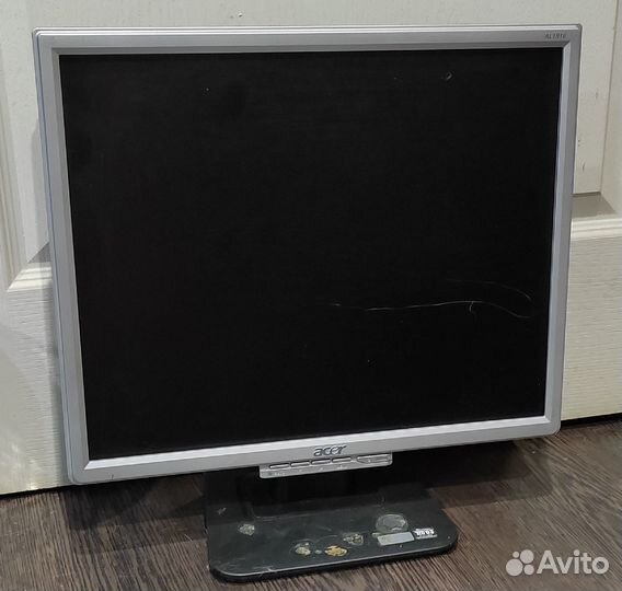 Монитор ж/к 19
