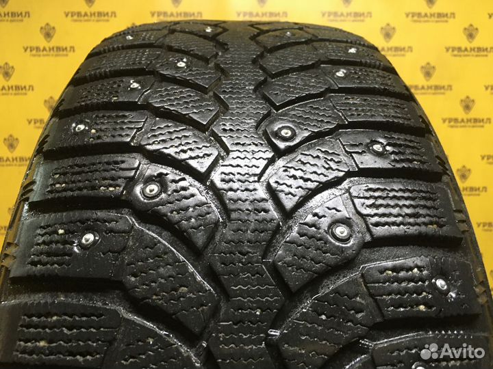 Bridgestone Blizzak Spike-01 235/55 R18 104T