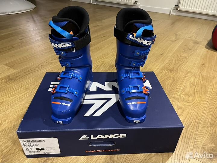 Горнолыжные ботинки Lange