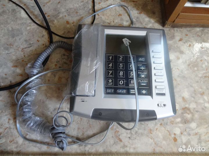 Продам стационарный телефон alcatel