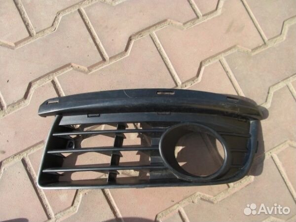 Бампер передний Volkswagen Jetta 5 2006-2010