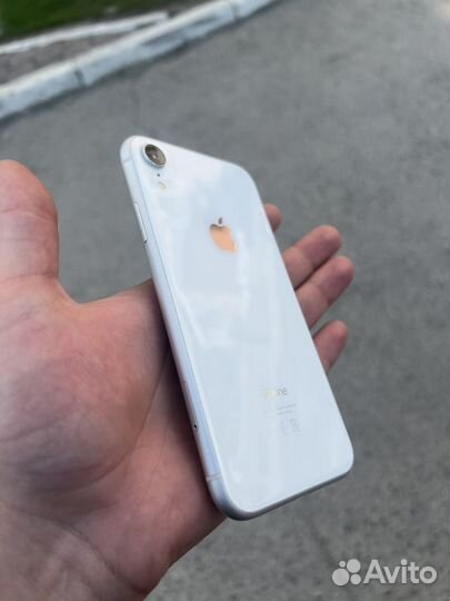 iPhone Xr, 128 ГБ
