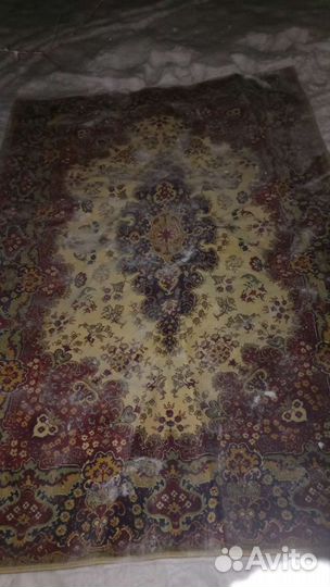 Ковер палас 2,8 м на 1,9 м в наличии 2 штуки