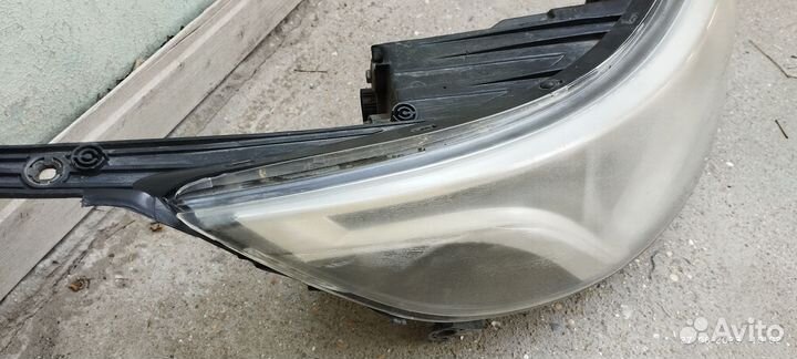 Фары на KIA RIO 3