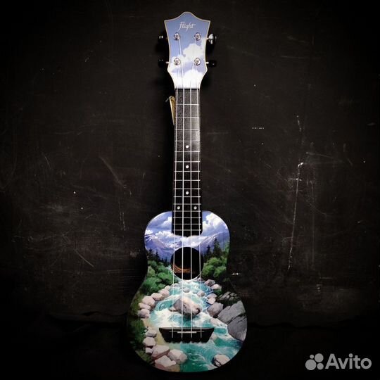 Укулеле Flight (новая) с чехлом