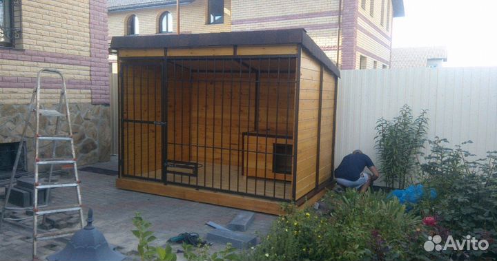 Вольеры и будки для собак