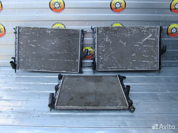 Радиатор охлаждения Logan 1 Duster Largus Sandero