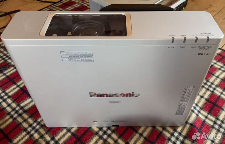 Проектор PT - F300NT