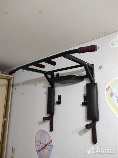 Турник настенный 3 в 1 бу