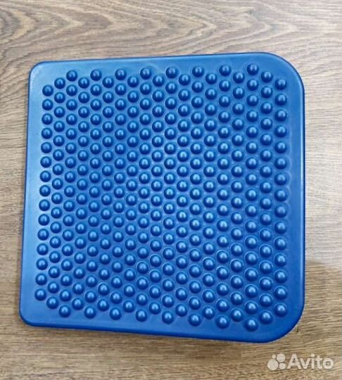 Клиновидная Балансировочная Подушка Тривес новая