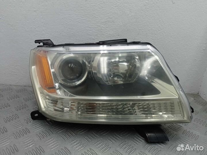 Фара правая Suzuki Grand Vitara 2 Рест