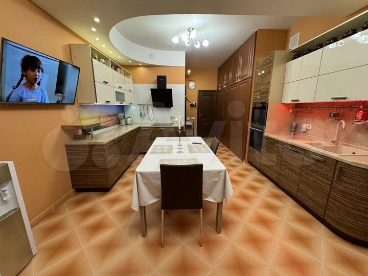 3-к. квартира, 96,3 м², 4/5 эт.