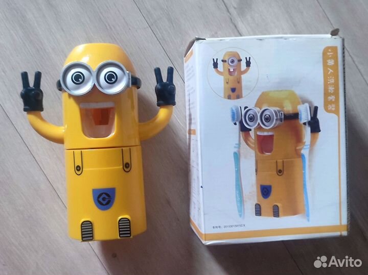 Миньон Дозатор-держатель для зубной пасты и щеток