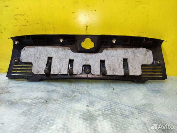 Накладка замка багажника Kia Cerato 2014 Yd G4FG