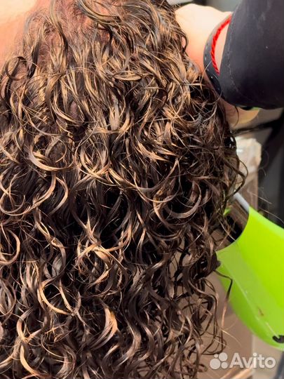 Модель на химическую завивку