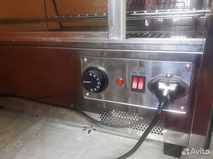 Холодильная витрина