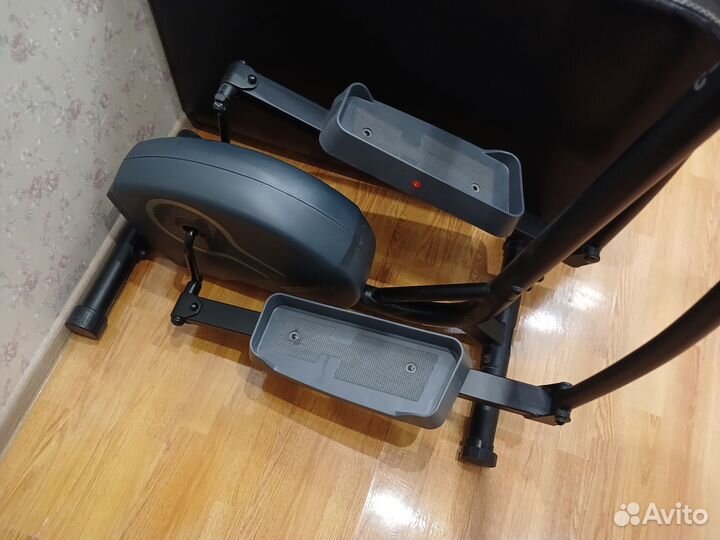 Эллиптический тренажер torneo