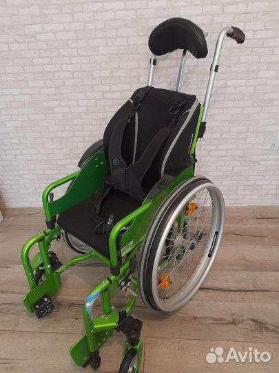 Детская инвалидная коляска