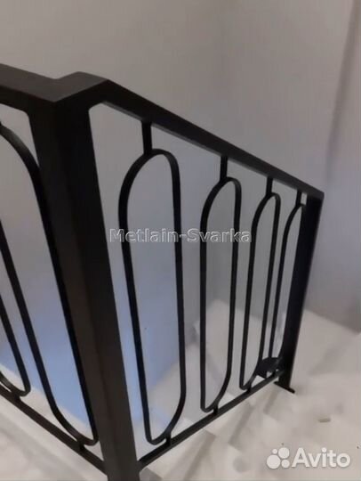 Перила сварные на лестницу в дом № 31