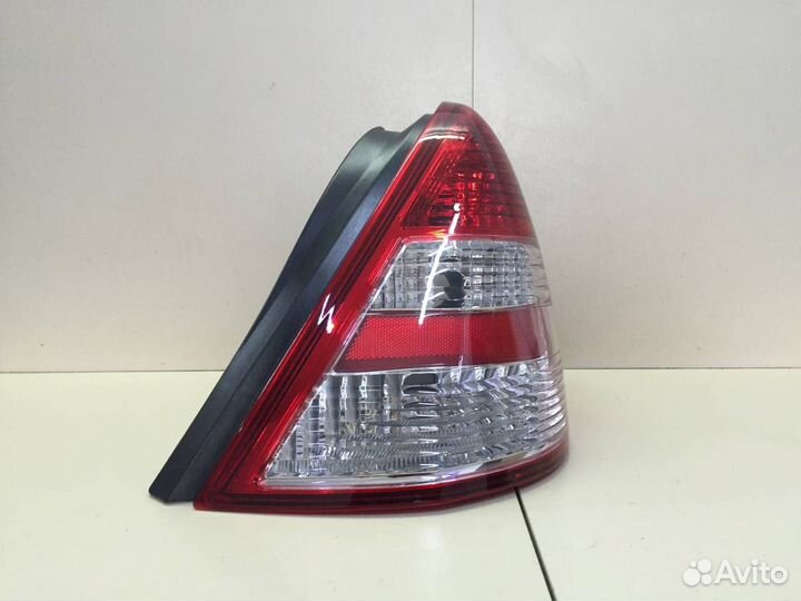 Фонарь задний правый Nissan Tiida C11 2007-2014