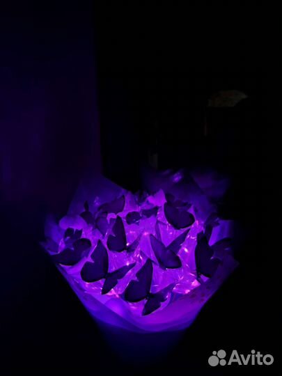 Букет из декоративных бабочек