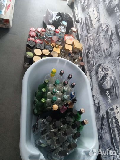 Продам много бутылок