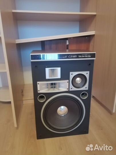 Акустические колонки большие