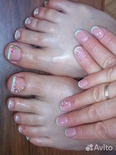 Наращивание ногтей