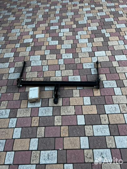 Фаркоп toyota corolla Е210