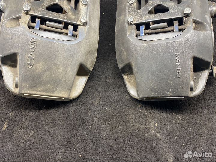 Суппорта передние Genesis G80