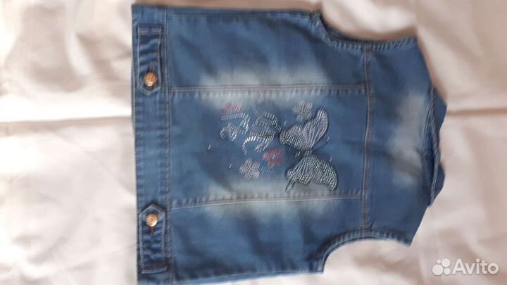 Джинсовая жилетка для девочки