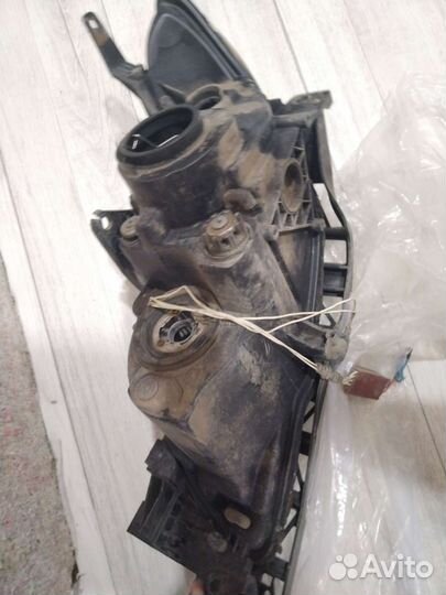 Продам фары для mazda 3 бк