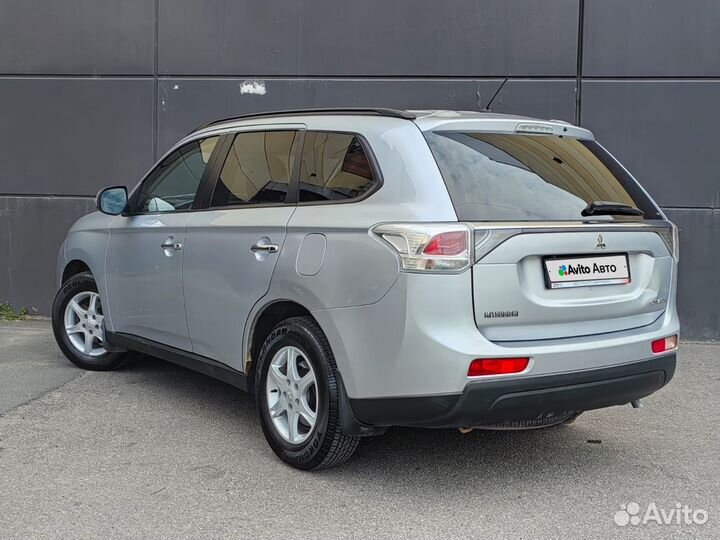 Mitsubishi Outlander 2.4 CVT, 2012, 182 000 км