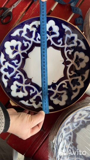 Тарелки большие фарфор d 25см. и 29см