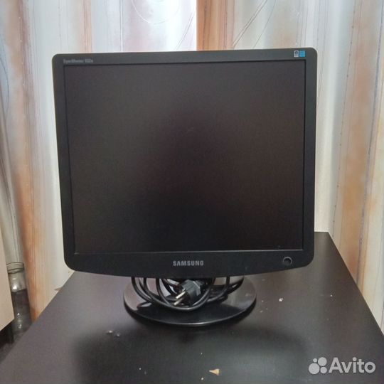 Монитор Samsung