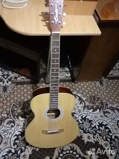Акустическая гитара бу