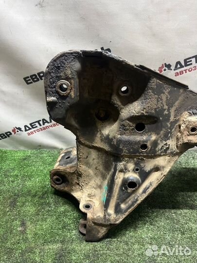 Балка подмоторная Mitsubishi Carisma хетчбэк 1