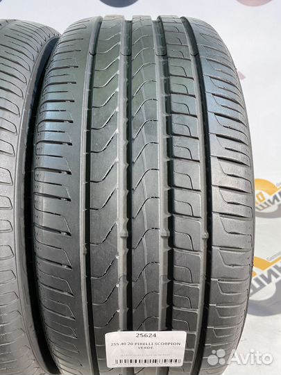 Pirelli Scorpion Verde 255/40 R20 102Y