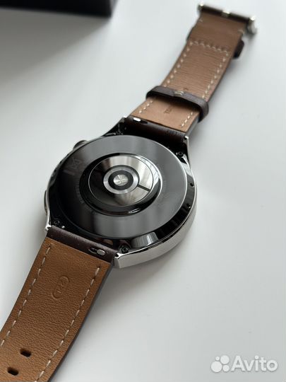 Смарт часы huawei watch 4 pro