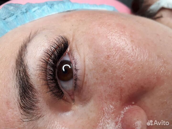 Наращивание ресниц на дому