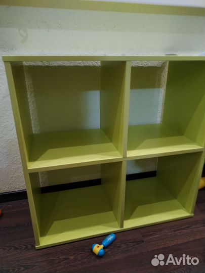 Продаётся 2 стеллажа в хорошем очень состоянии