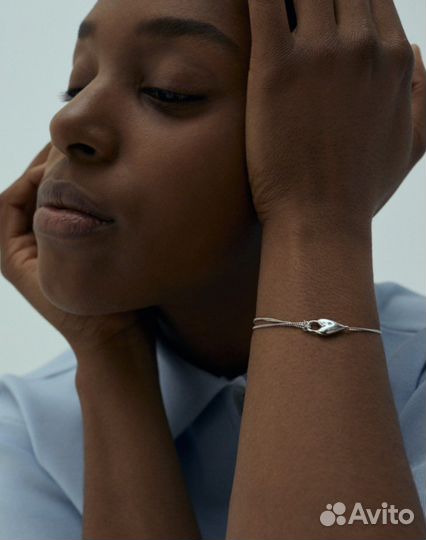 Браслет с сердцем и ключиком Avgvst