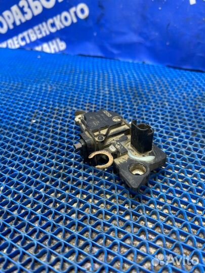 Регулятор генератора Renault Logan 1 седан 2007